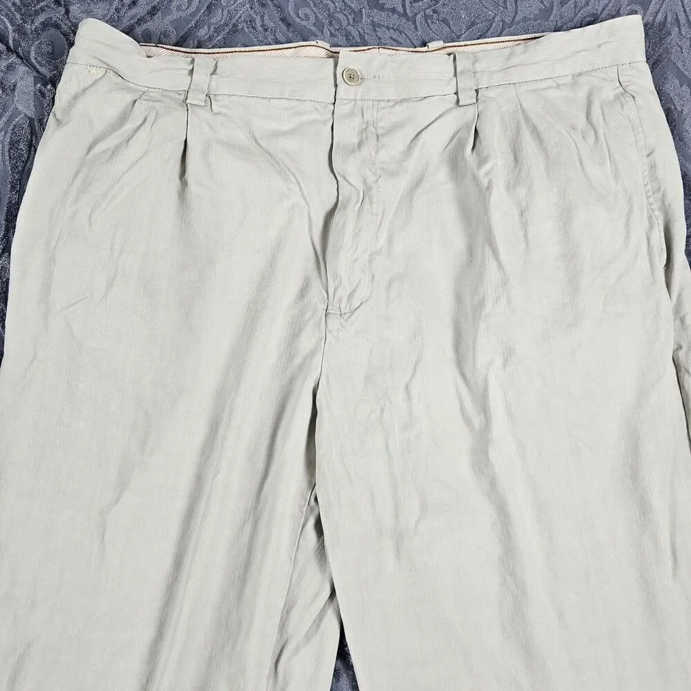 Tommy Bahama Pants Mens 39x28* Beige Silk Blend Pleated Golf Chino Casual Relax